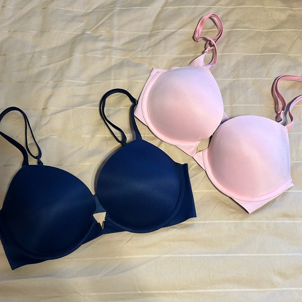 VS 32DD Body push up bra bundle